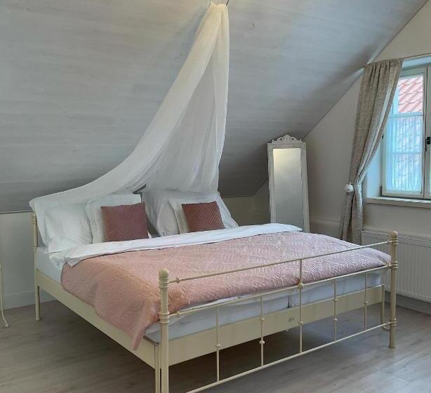 Номер Deluxe, Boutique Hotel Soukeníkův Dům