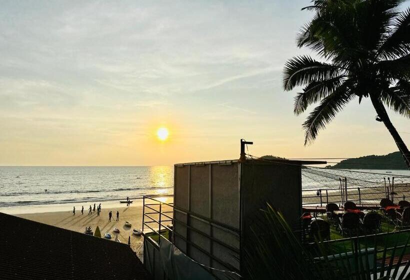 Люкс Кровать Кинг, Cocos Beach Resort