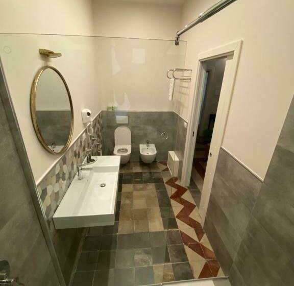 اتاق استاندارد, B&b Romeo Luxury Rooms