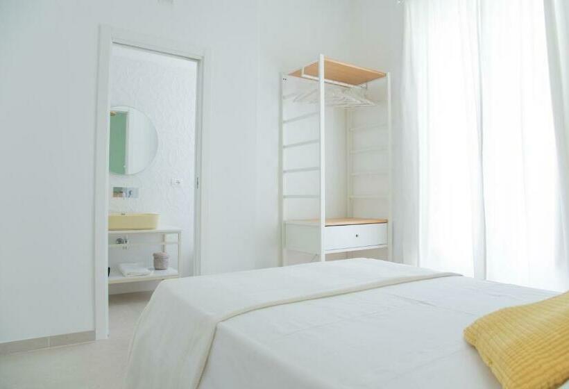 스탠다드 발코니 룸, Casa Thuja