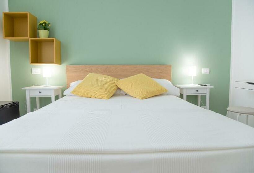 스탠다드 발코니 룸, Casa Thuja