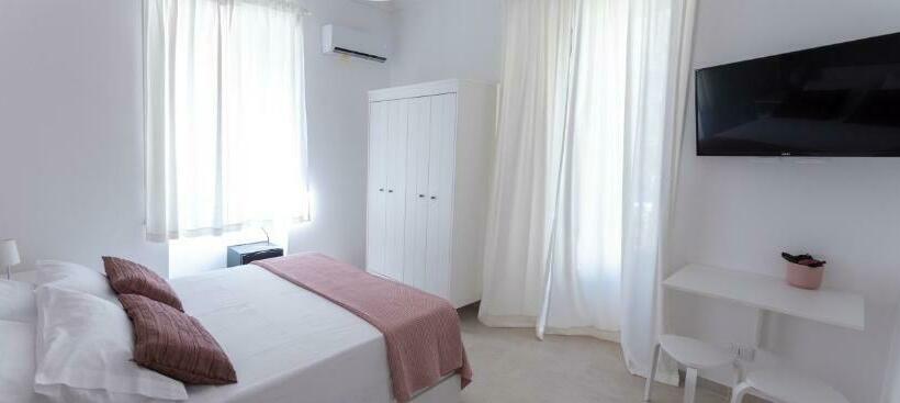 스탠다드 룸 킹사이즈 침대, Casa Thuja