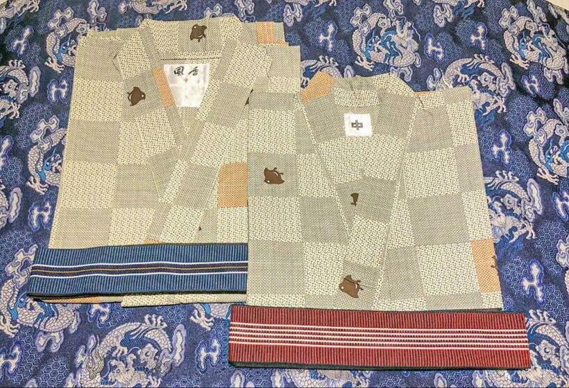 جناح, Asakusa Kaede 浅草楓