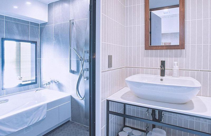 جناح جونيور, Asakusa Kaede 浅草楓