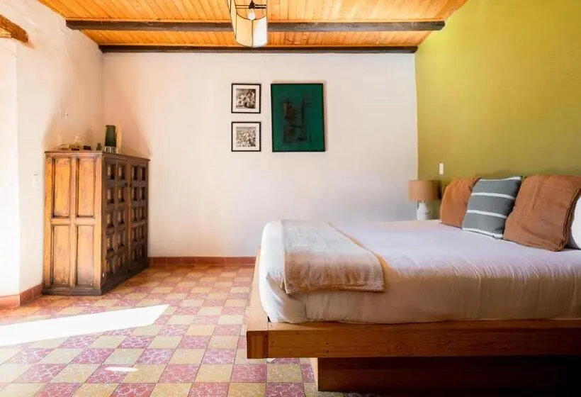 キングサイズベッドのスタンダードルーム, Casa I. Madero