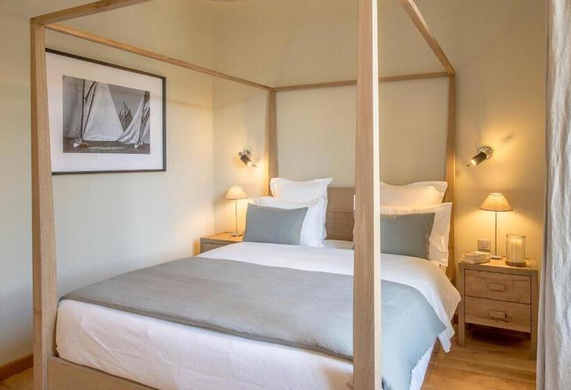 Номер Стандарт Вид на Сад, Boutique Hôtel Château Rouher