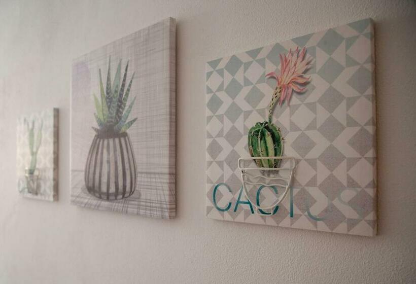 اتاق استاندارد, Ciao Bella Colors