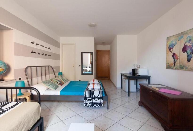 اتاق استاندارد چهار تخته, Ciao Bella Colors