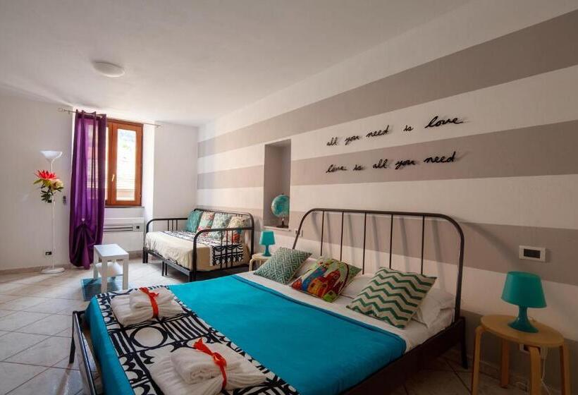 اتاق استاندارد چهار تخته, Ciao Bella Colors