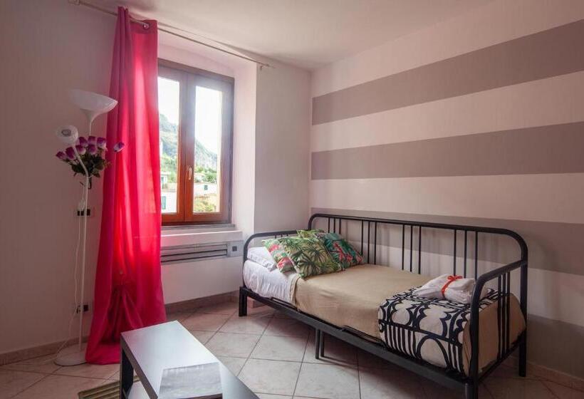 اتاق استاندارد چهار تخته با چشمانداز دریا, Ciao Bella Colors