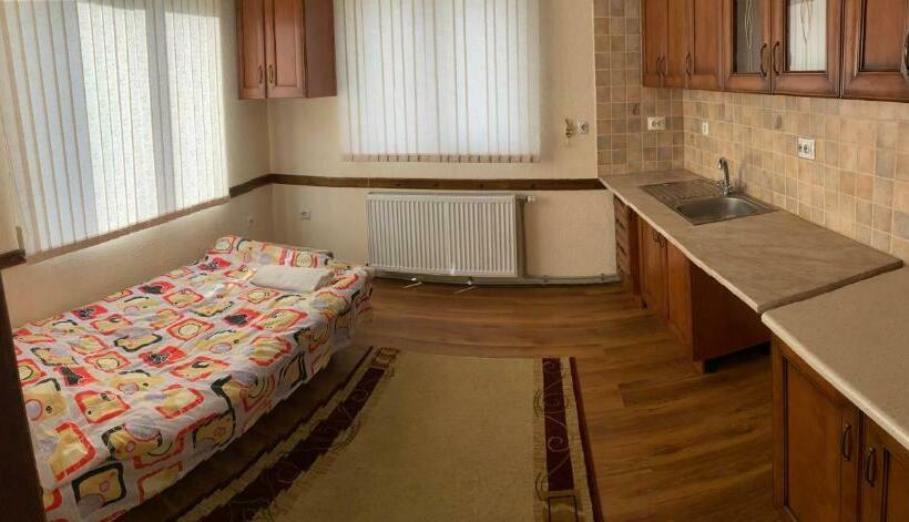 1 Schlafzimmer Apartment, къща дьовлень/house Dyovlen