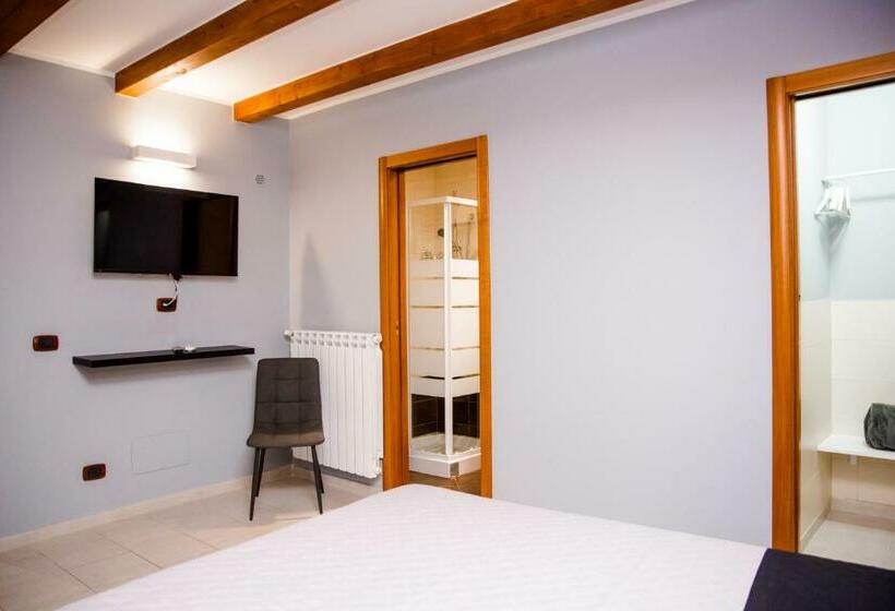 חדר סטנדרט, Dimora L Etual