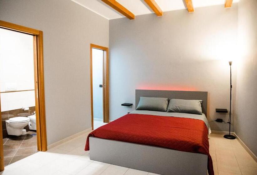 חדר דלוקס, Dimora L Etual