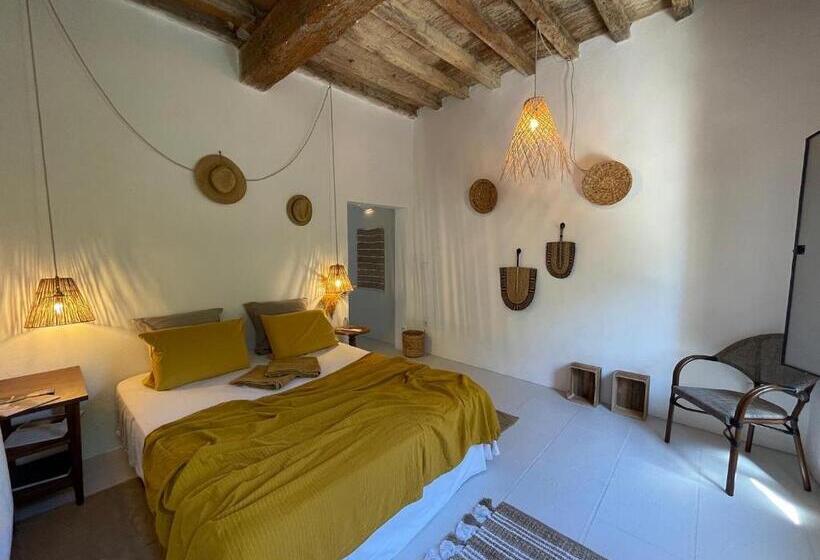 סוויטה נוף לגינה, Maison Tara Verte Au Mas Montredon