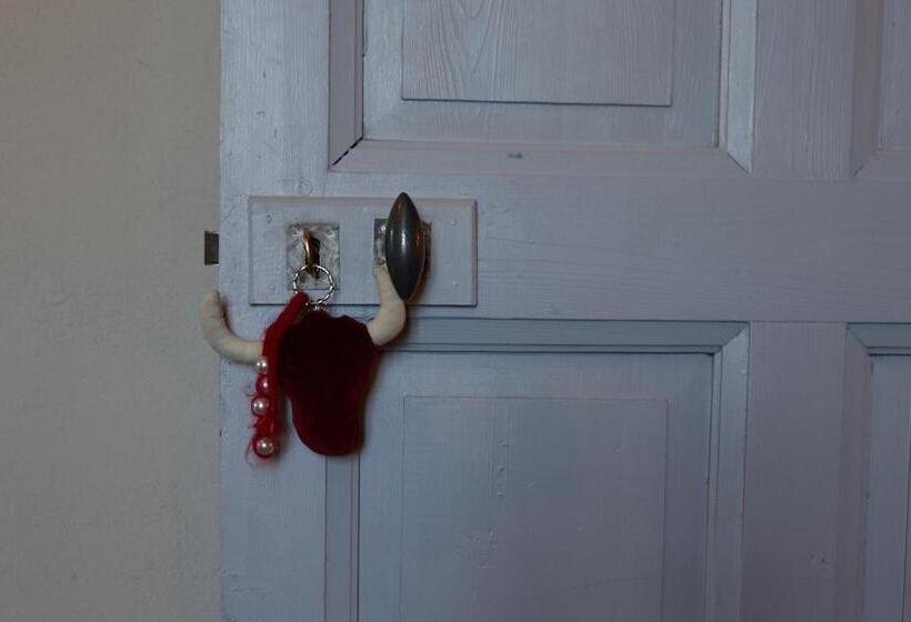 סוויטה נוף לגינה, Maison Tara Verte Au Mas Montredon