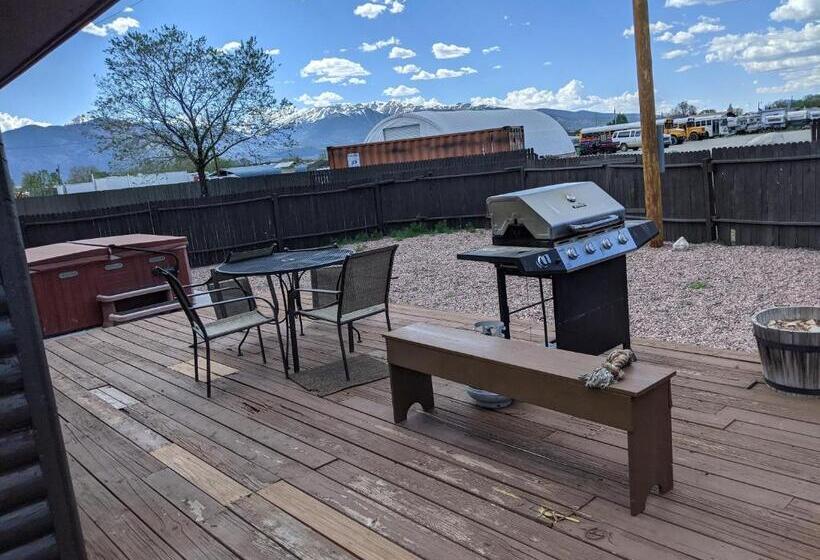 Апартаменты 3 Спальни, Slackwater Inn