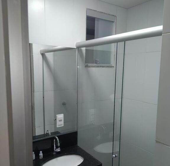 חדר סטנדרט לשלושה, Front Hotel Expominas