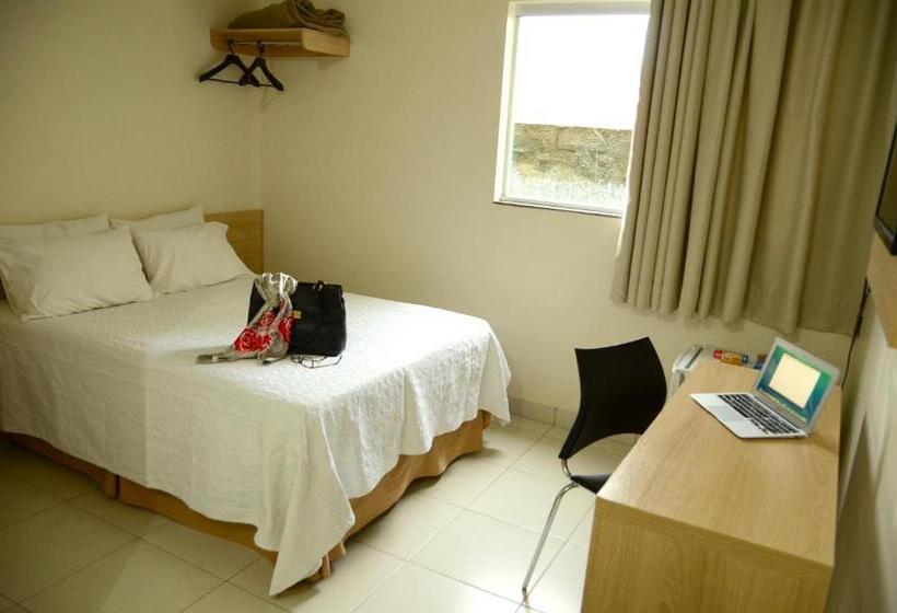 标准间带双人床, Capital