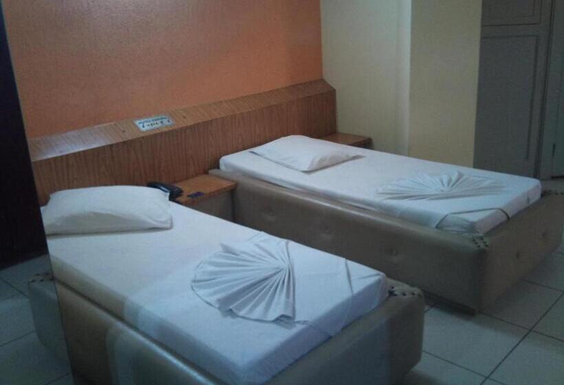 Номер Стандарт, Estoril