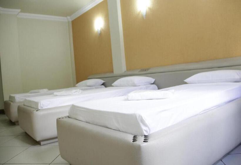 Семейный Номер Deluxe, Estoril