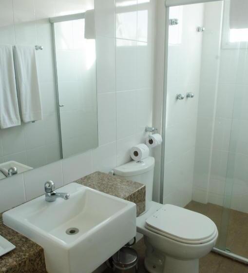 غرفة قياسية, Impar Suites Expominas