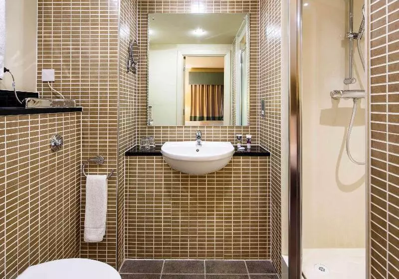 اتاق کلاسیک, Mercure Sheffield Parkway