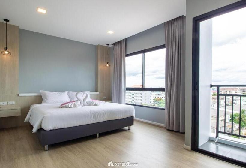 חדר דחוקס עם מיטת קינג, Napa Hotel Ratchaburi