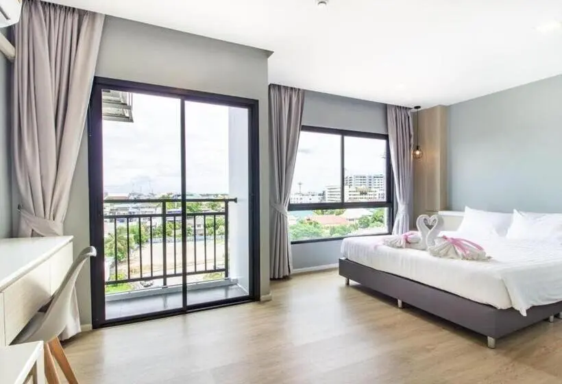 キングサイズベッドのデラックスルーム, Napa Hotel Ratchaburi