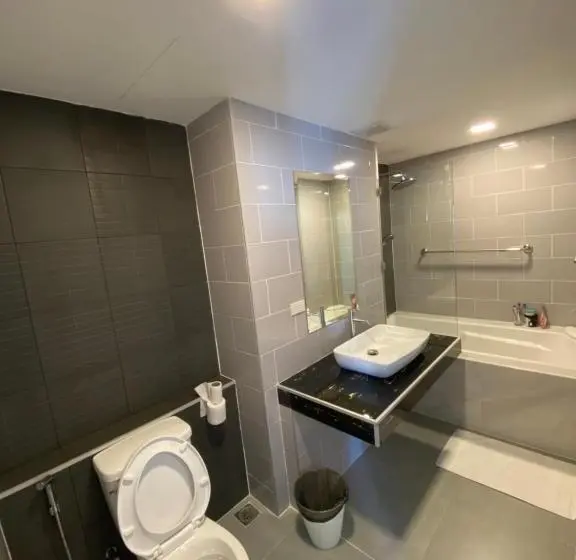 スイート, Napa Hotel Ratchaburi