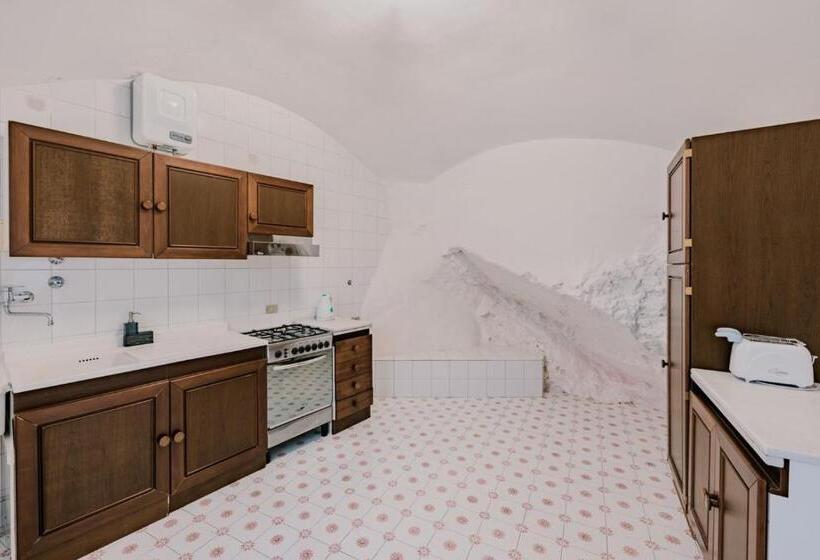 带海景及露台及1个卧室的公寓, Residence Villa Rosa