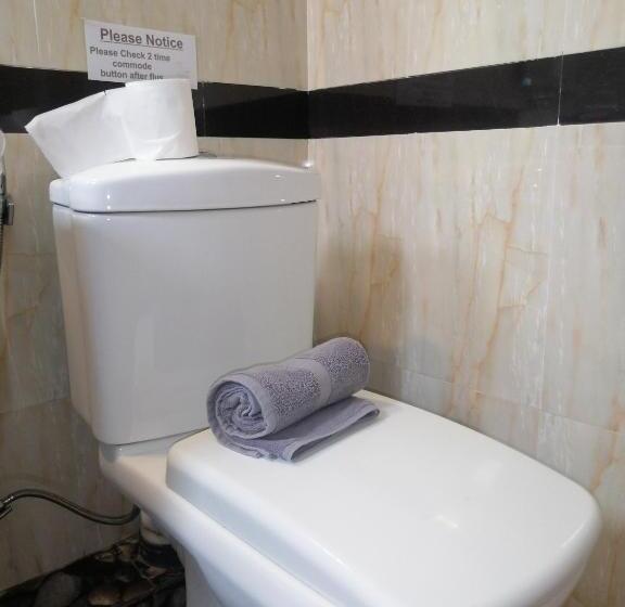 家庭套房, Le Petit Hotel & Restaurant