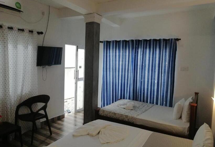 家庭套房, Le Petit Hotel & Restaurant