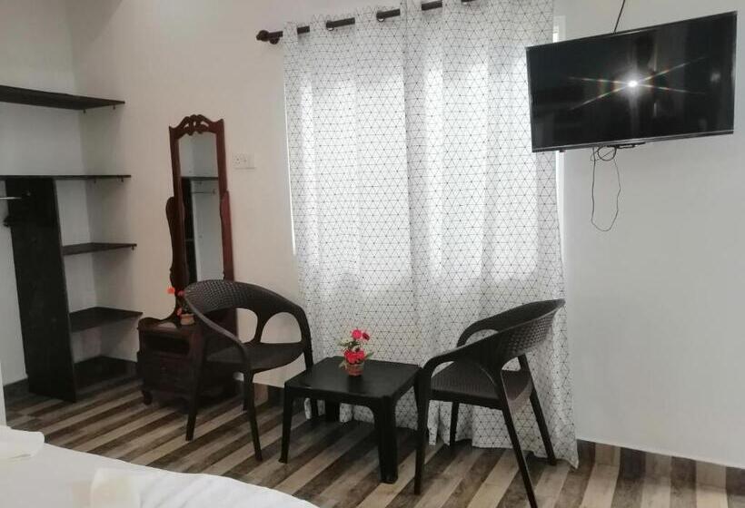 家庭套房, Le Petit Hotel & Restaurant