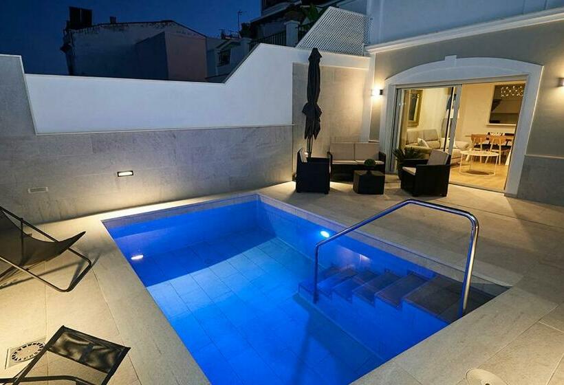 2 Bedroom Apartment with Pool, Hostal Boutique Aurora