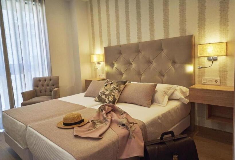 اتاق استاندارد با بالکن, Hostal Boutique Aurora