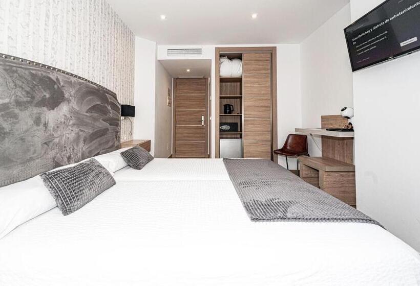 اتاق استاندارد با تراس, Hostal Boutique Aurora