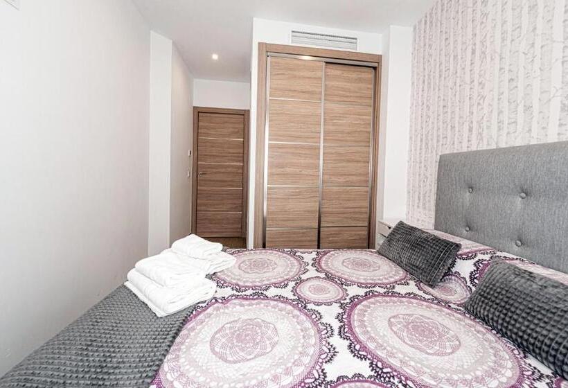 2 Bedroom Apartment with Pool, Hostal Boutique Aurora