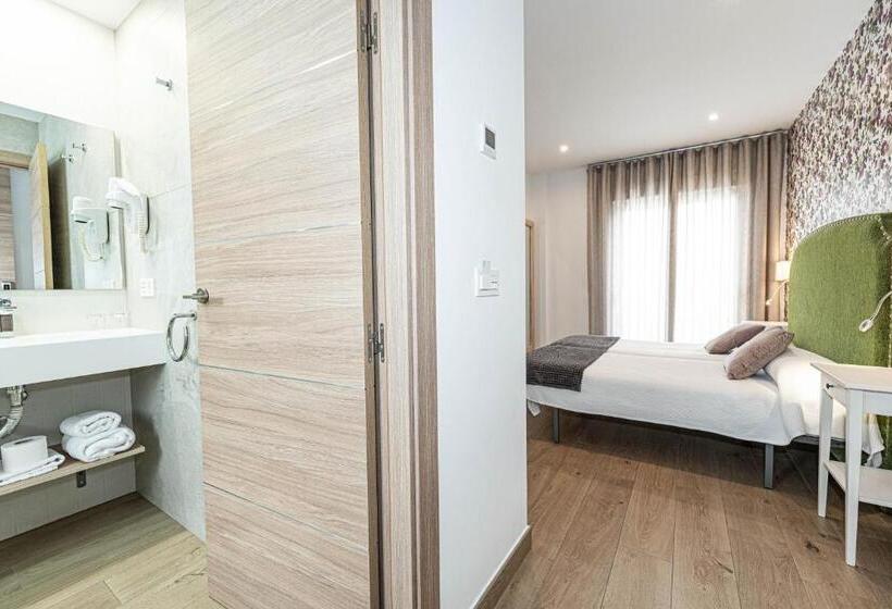 اتاق استاندارد با بالکن, Hostal Boutique Aurora