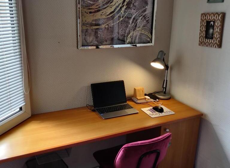 Студио Стандарт с Балконом, Stayparis