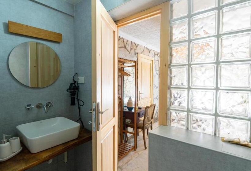 Quarto Estandar, Woodstock Alaçatı