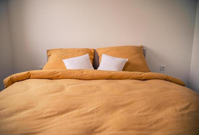 キングサイズベッドのスタンダードルーム, Penzion Vinařství Mikulica