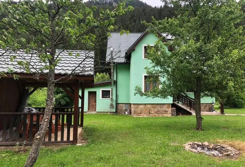 ビラホテル１ベッドルーム, Villa Lúčky