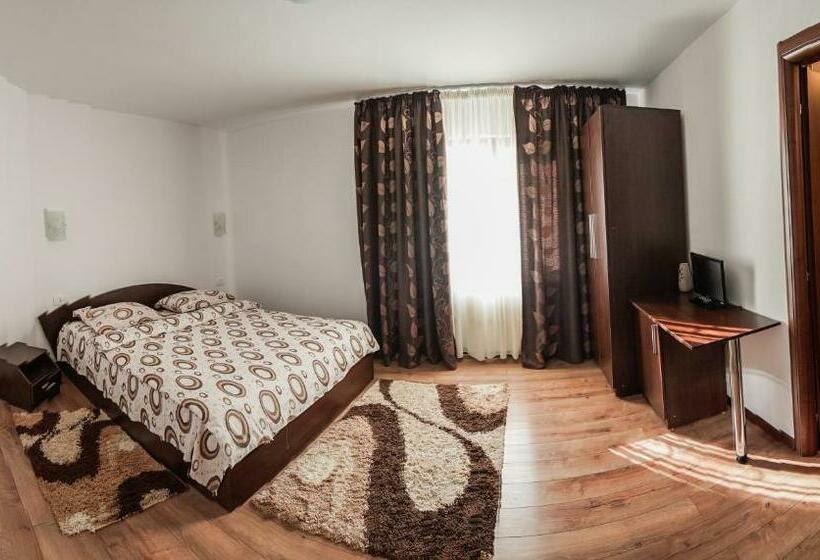 اتاق استاندارد, Pensiunea Edia