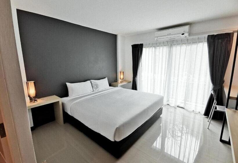 标准间, The Rest Hotel ประจวบ