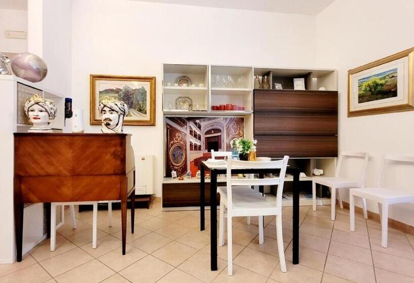 اتاق استاندارد با بالکن, Melody Room