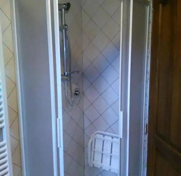 1 Bedroom House