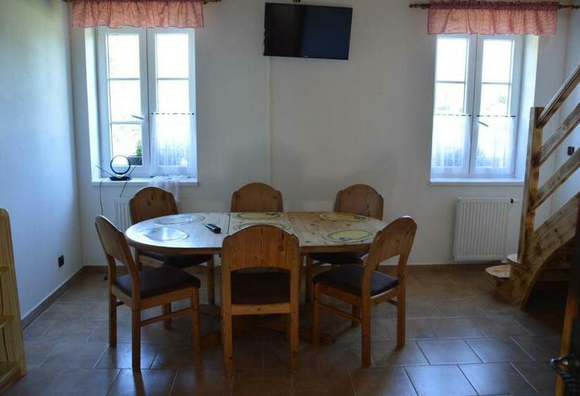 2 Sovrums Svit, Penzion U Podkováře