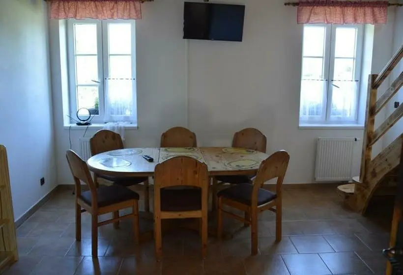Sviitti 2 Makuuhuonetta, Penzion U Podkováře