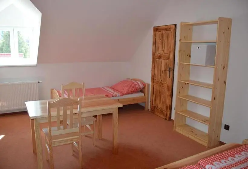 Sviitti 2 Makuuhuonetta, Penzion U Podkováře