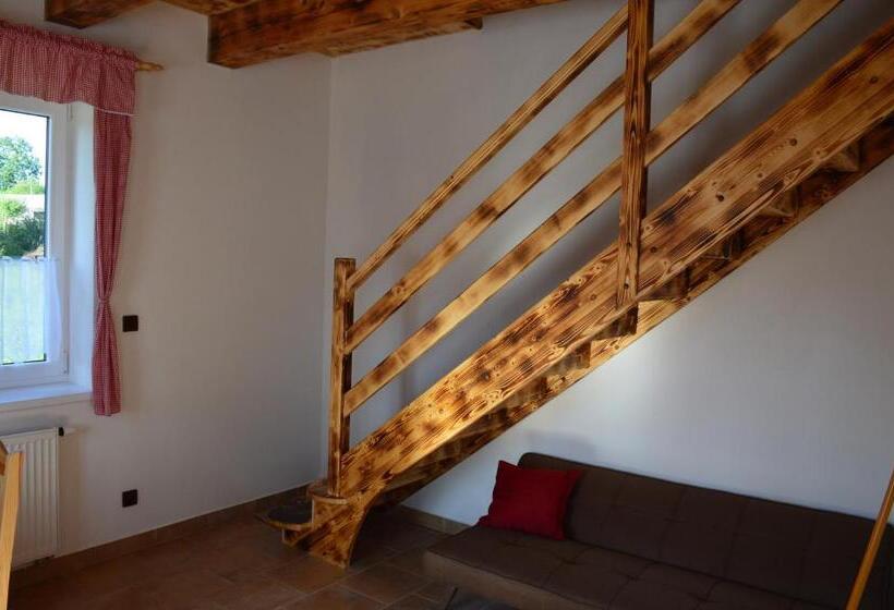 Superior Svit, Penzion U Podkováře